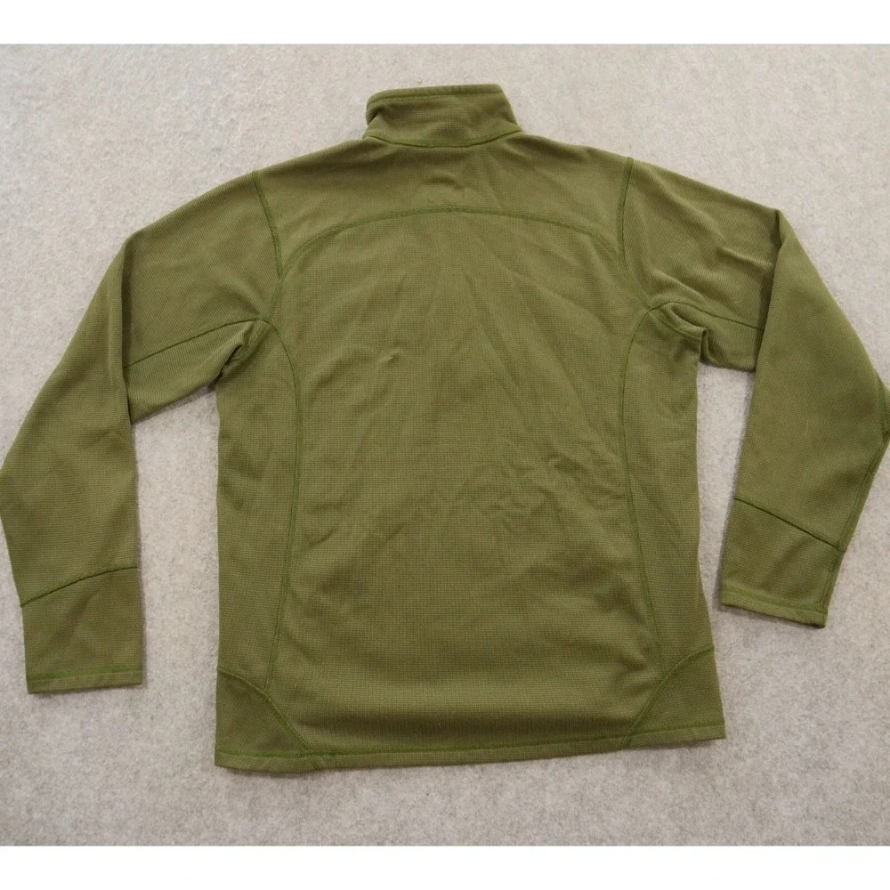 The North Face gently pre